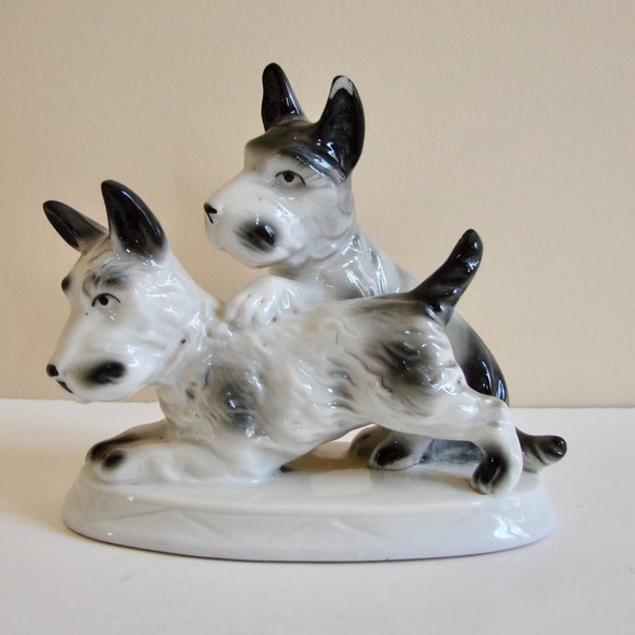 Carl Scheidig Other - Scottish Terriers Scottie Schnauzer Dogs Figurine 7117 Carl Scheidig Germany